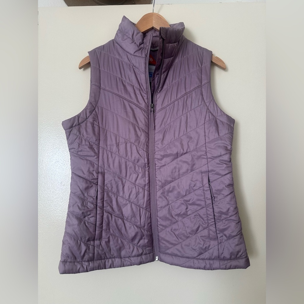 Columbia puffer vest